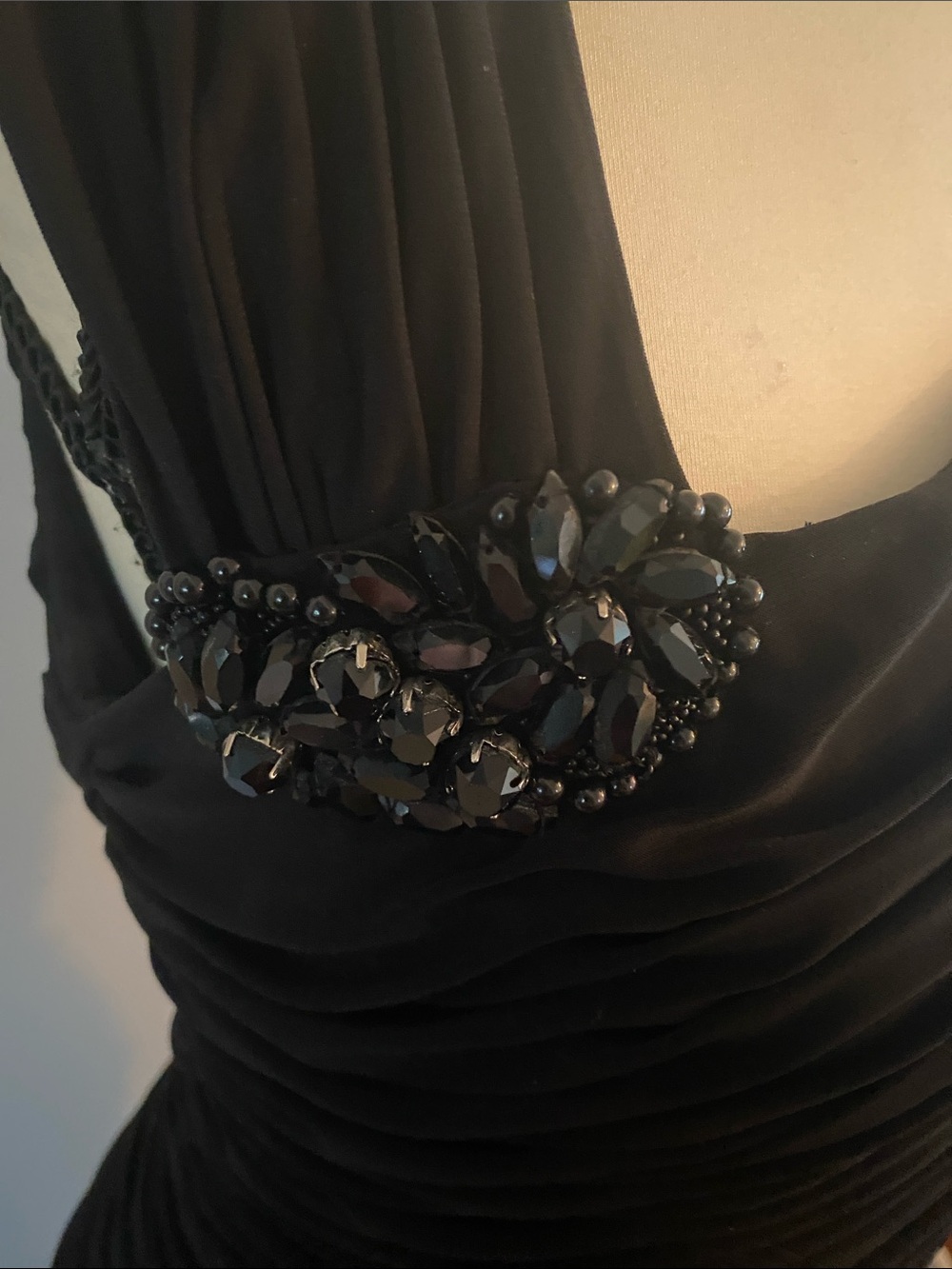 Adrianna Papell size 12 black figure flattering gown - Picture 3 of 13